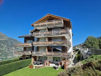 Ein allgemeiner Bergblick oder ein Berglick von der Ferienwohnung aus