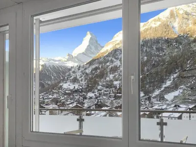 Ein allgemeiner Bergblick oder ein Berglick von der Ferienwohnung aus