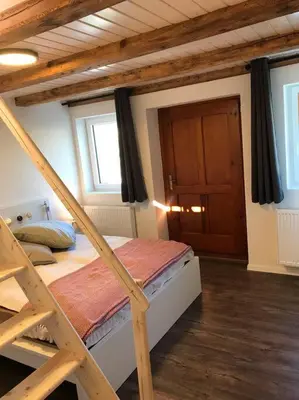 Ein Bett oder Betten in einem Zimmer der Unterkunft La Maisonnette : charmante maison indépendante