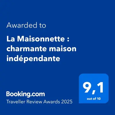 Ein Zertifikat, Auszeichnung, Logo oder anderes Dokument, das in der Unterkunft La Maisonnette : charmante maison indépendante ausgestellt ist