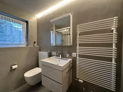 Ein Badezimmer in der Unterkunft Near ski slopes 2 bedrooms apartment with balcony