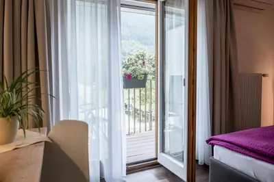 Ein Bett oder Betten in einem Zimmer der Unterkunft Hotel Zur Traube