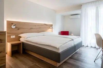 Ein Bett oder Betten in einem Zimmer der Unterkunft Hotel Zur Traube