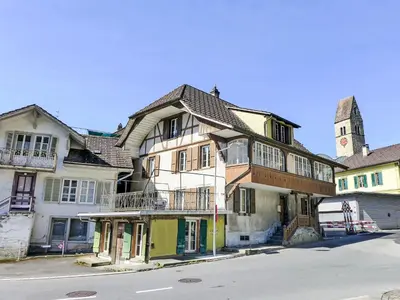 Das Gebäude in dem sich die Ferienwohnung befindet