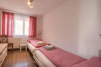 Ein Bett oder Betten in einem Zimmer der Unterkunft Chalet Azeno EG