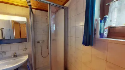 Ein Badezimmer in der Unterkunft Valentin VL1