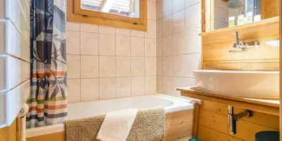 Ein Badezimmer in der Unterkunft Burehüsli Axalp