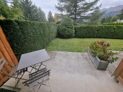 Ein allgemeiner Bergblick oder ein Berglick von der Ferienwohnung aus