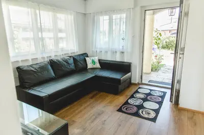 Ein Sitzbereich in der Unterkunft Natalies Hideaway
