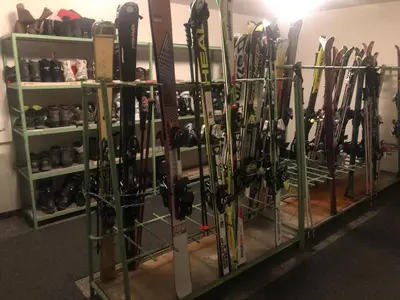 Das Fitnesscenter und/oder die Fitnesseinrichtungen in der Unterkunft 1-room apartment * directly by the cable car * Bernese Alps