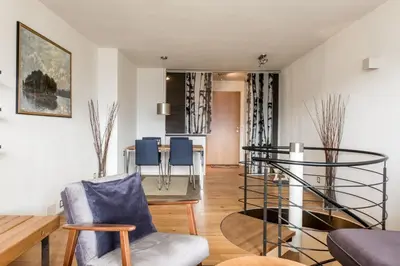 Ein Sitzbereich in der Unterkunft Apartment Alpenrose 2.5 mit Mitbenutzung SPA & Wellness - GRIWA RENT AG