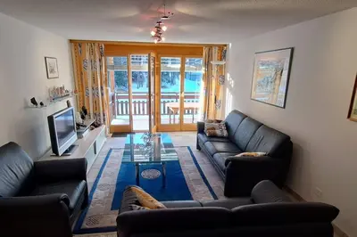 Ein Sitzbereich in der Unterkunft Grosses Moos 22 - Spacious 2-Bedroom flat with