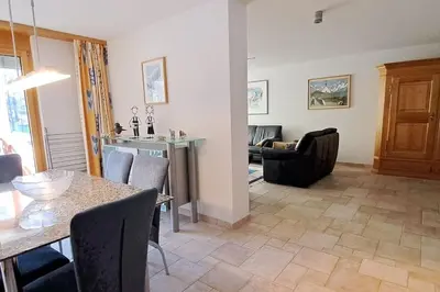 Ein Sitzbereich in der Unterkunft Grosses Moos 22 - Spacious 2-Bedroom flat with