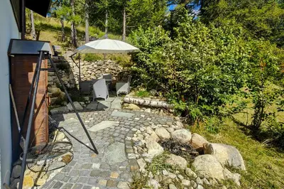 Ein Garten an der Unterkunft Chalet Bijou
