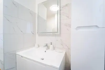 Ein Badezimmer in der Unterkunft Swiss Blue Residence-Lake View