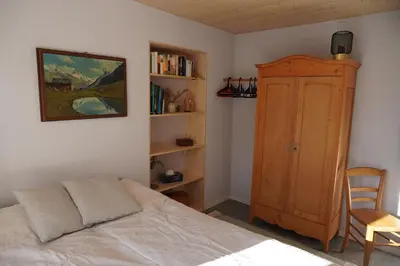 Ein Bett oder Betten in einem Zimmer der Unterkunft Renovierte Wohnung mit Ausblick für 1-2 Personen