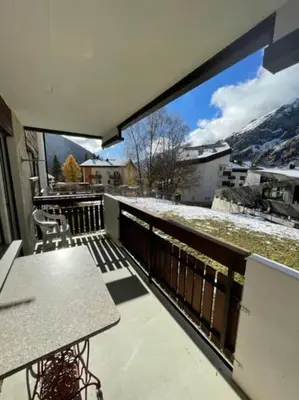Ein allgemeiner Bergblick oder ein Berglick von der Ferienwohnung aus