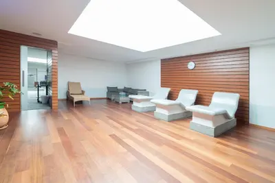 Ein Sitzbereich in der Unterkunft Haus Whymper by Zermatt Premium Apartments