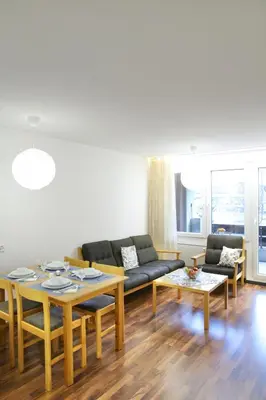 Ein Sitzbereich in der Unterkunft 2.5 Zimmerwohnung für Sportler & Familien WHG 132 & WHG 612