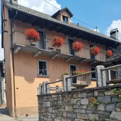 Casa Leoni a Moghegno