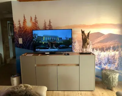Ein allgemeiner Bergblick oder ein Berglick von der Ferienwohnung aus