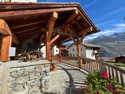 Ein allgemeiner Bergblick oder ein Berglick von der Ferienwohnung aus
