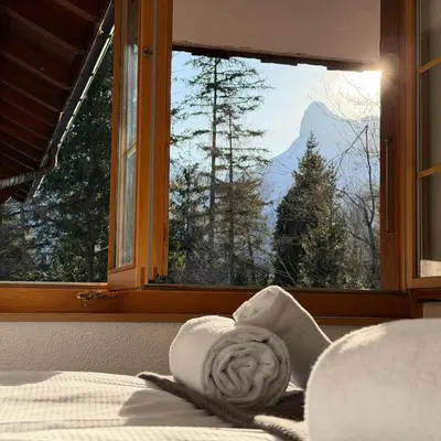 Ein allgemeiner Bergblick oder ein Berglick von der Ferienwohnung aus