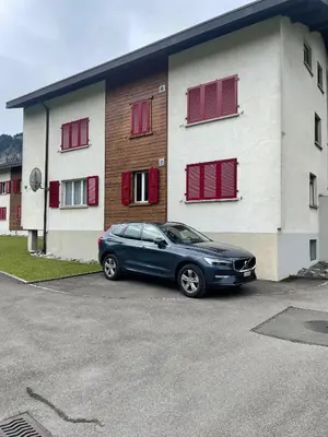Das Gebäude in dem sich die Ferienwohnung befindet