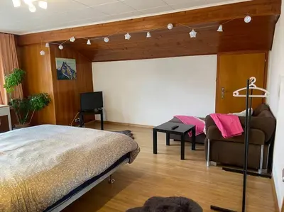 Ein Bett oder Betten in einem Zimmer der Unterkunft Besso Miège Spacieux, situation idéale pour visiter le Valais