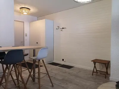 Grundriss der Unterkunft Appartement proche remontées refait à neuf