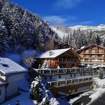 Appartement proche remontées refait à neuf