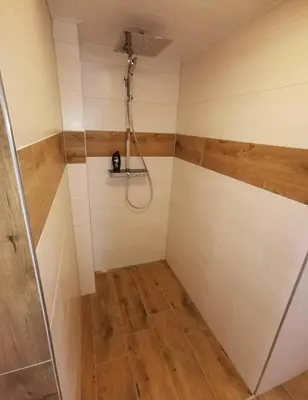 Ein Badezimmer in der Unterkunft Apartment Chalet Im sunnigen Usblick