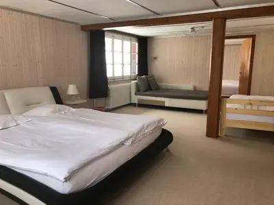 Grundriss der Unterkunft Cosy Traditional Swiss Chalet